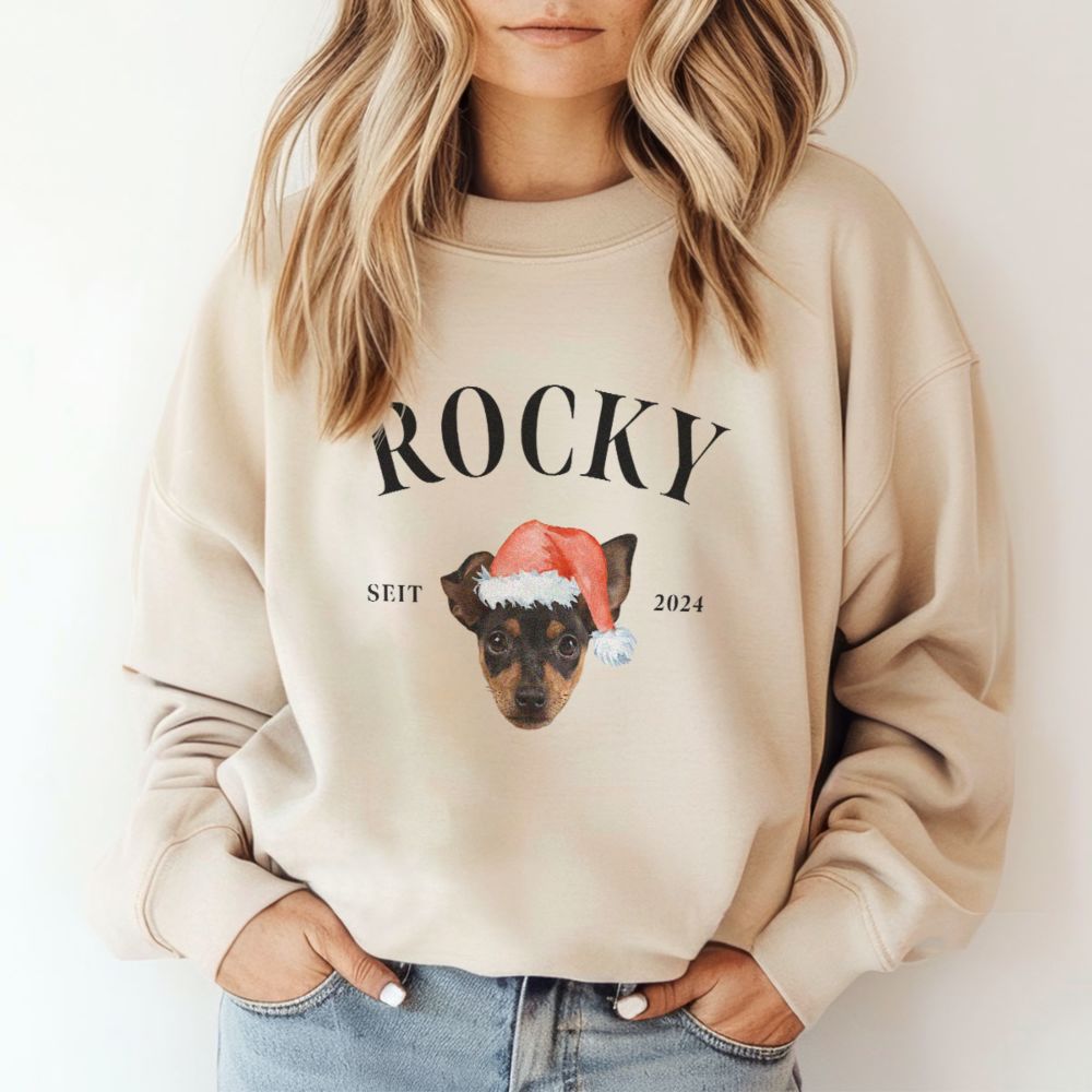 Personalisierbarer Pullover mit Haustier und Weihnachtsmütze