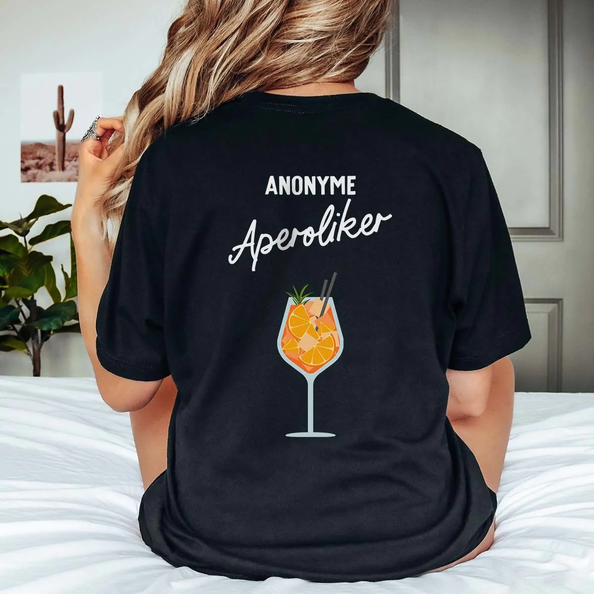 Personalisierbares T-Shirt mit Aperol Glas und Text