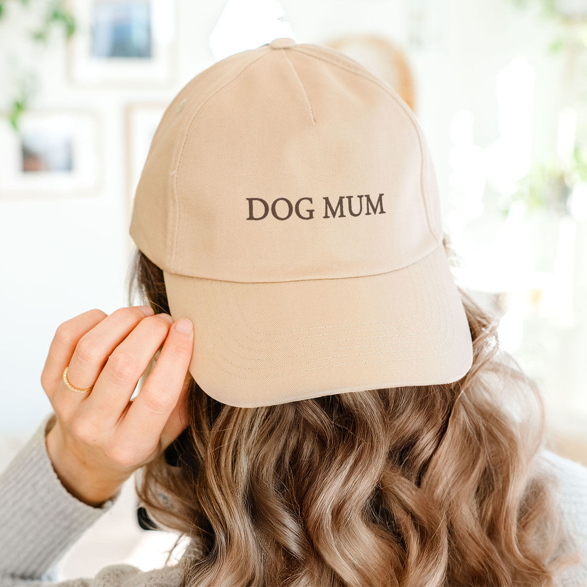 Bestickte Kappe mit Text
