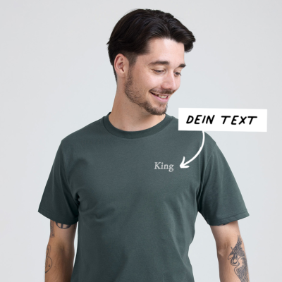 Besticktes T-Shirt Dunkelgrün mit Text