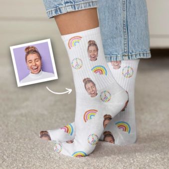 Personalisierbare Socken mit Gesicht und Hintergründen