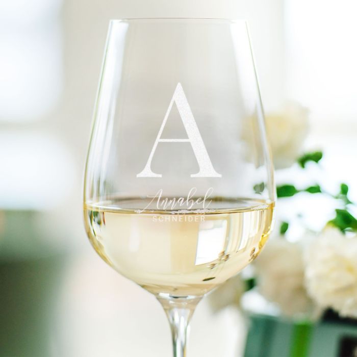 Personalisierbares Weinglas mit Monogramm