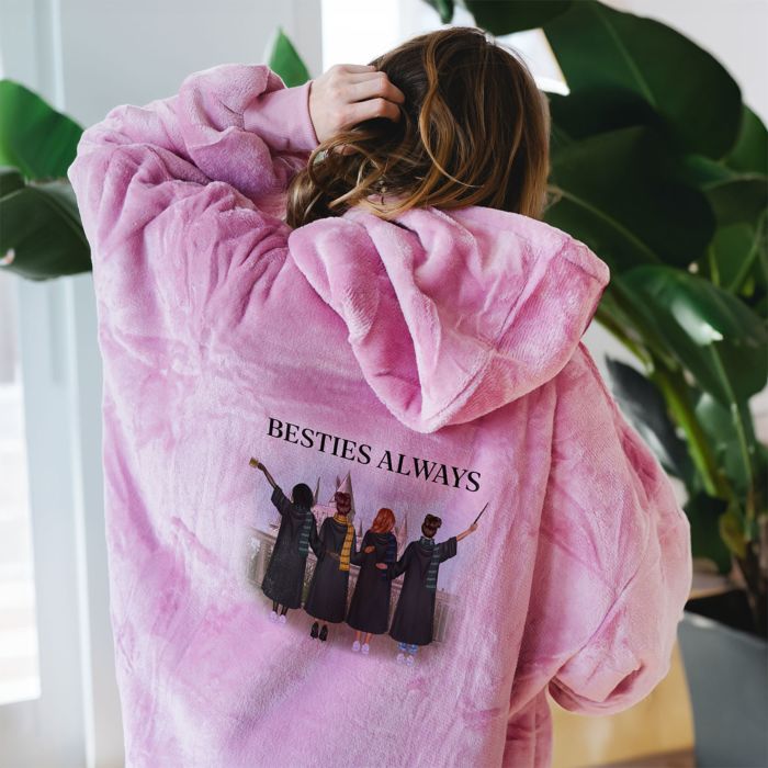 Personalisierbare Hoodie Decke Zauberinnen