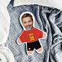 Mini Me mit Fußball-Trikot