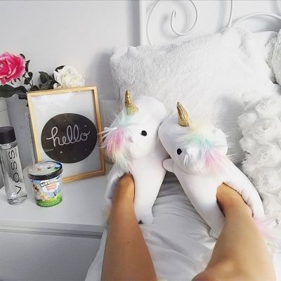 Einhorn Geschenke - Leuchtende Einhorn Hausschuhe