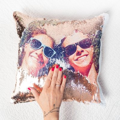Personalisierbarer Pailletten Kissenbezug mit verstecktem Foto Personalisierbarer Pailletten Kissenbezug mit verstecktem Foto